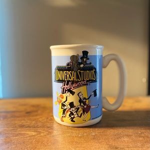 Vintage 90’s universal studios mug